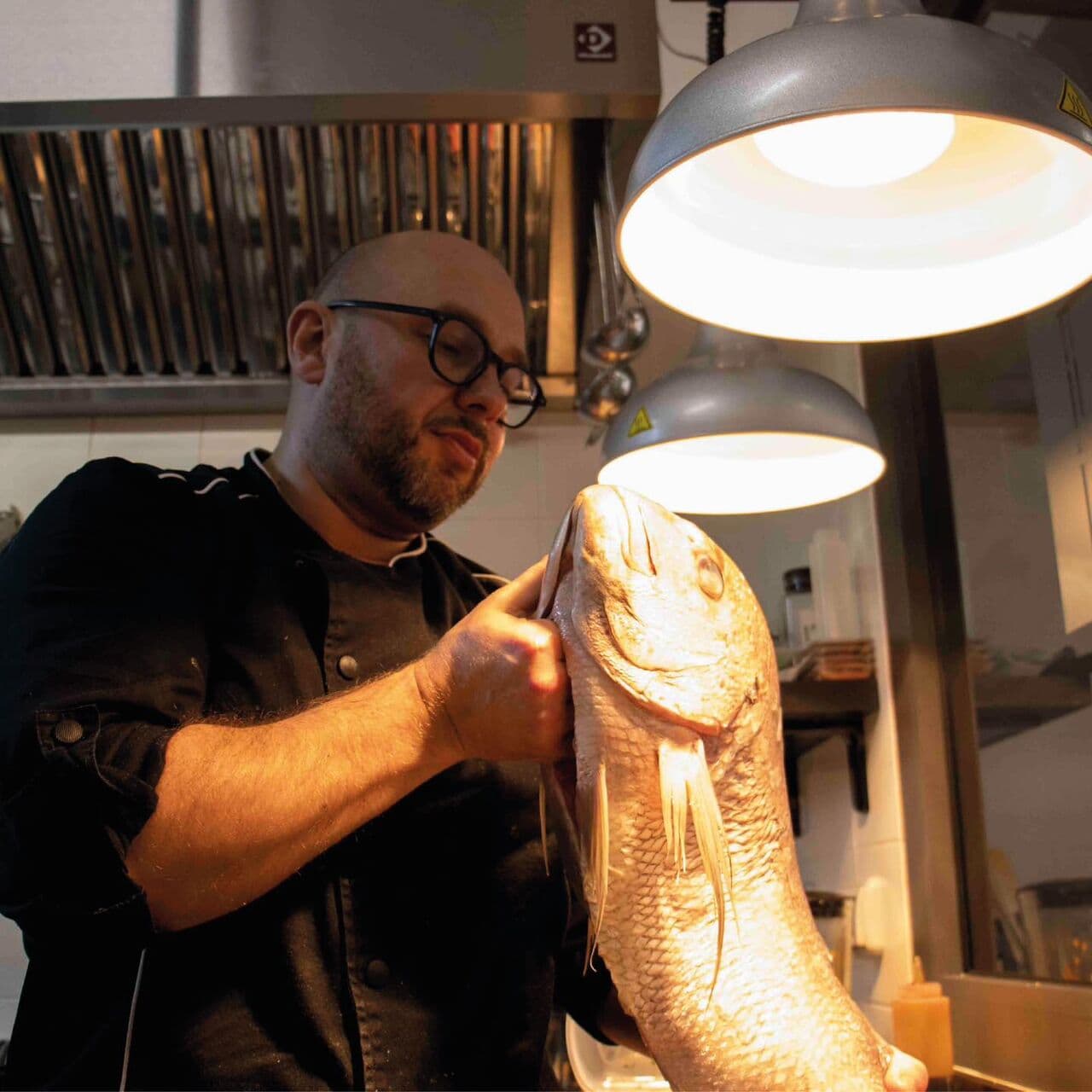Lo chef al lavoro